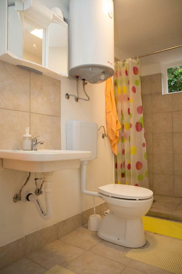 Apartmani Papes クラピナ エクステリア 写真